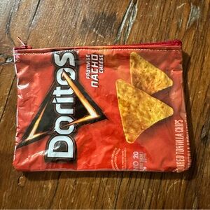 “DORITOS” small change wallet